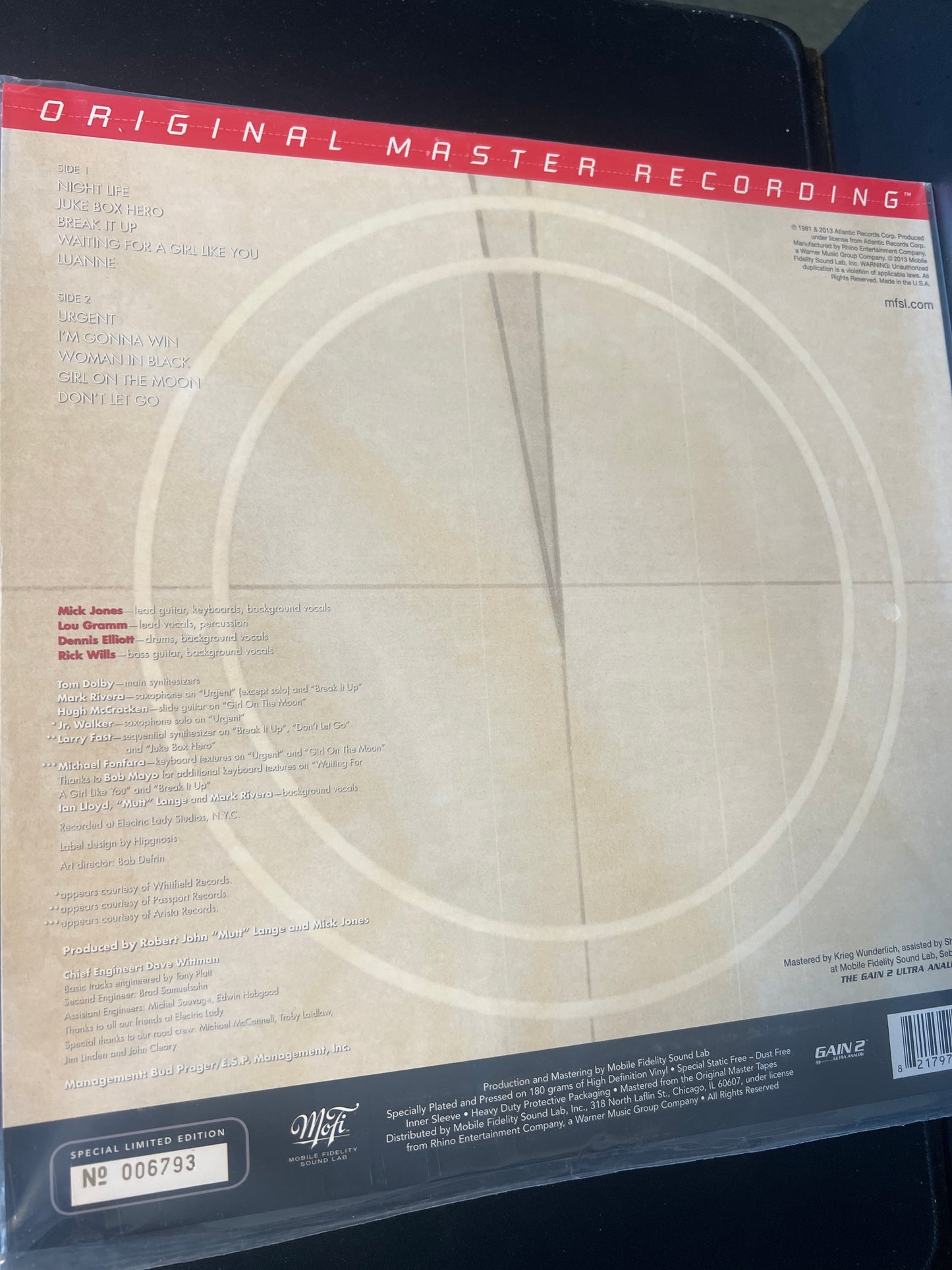 FOREIGNER - 4