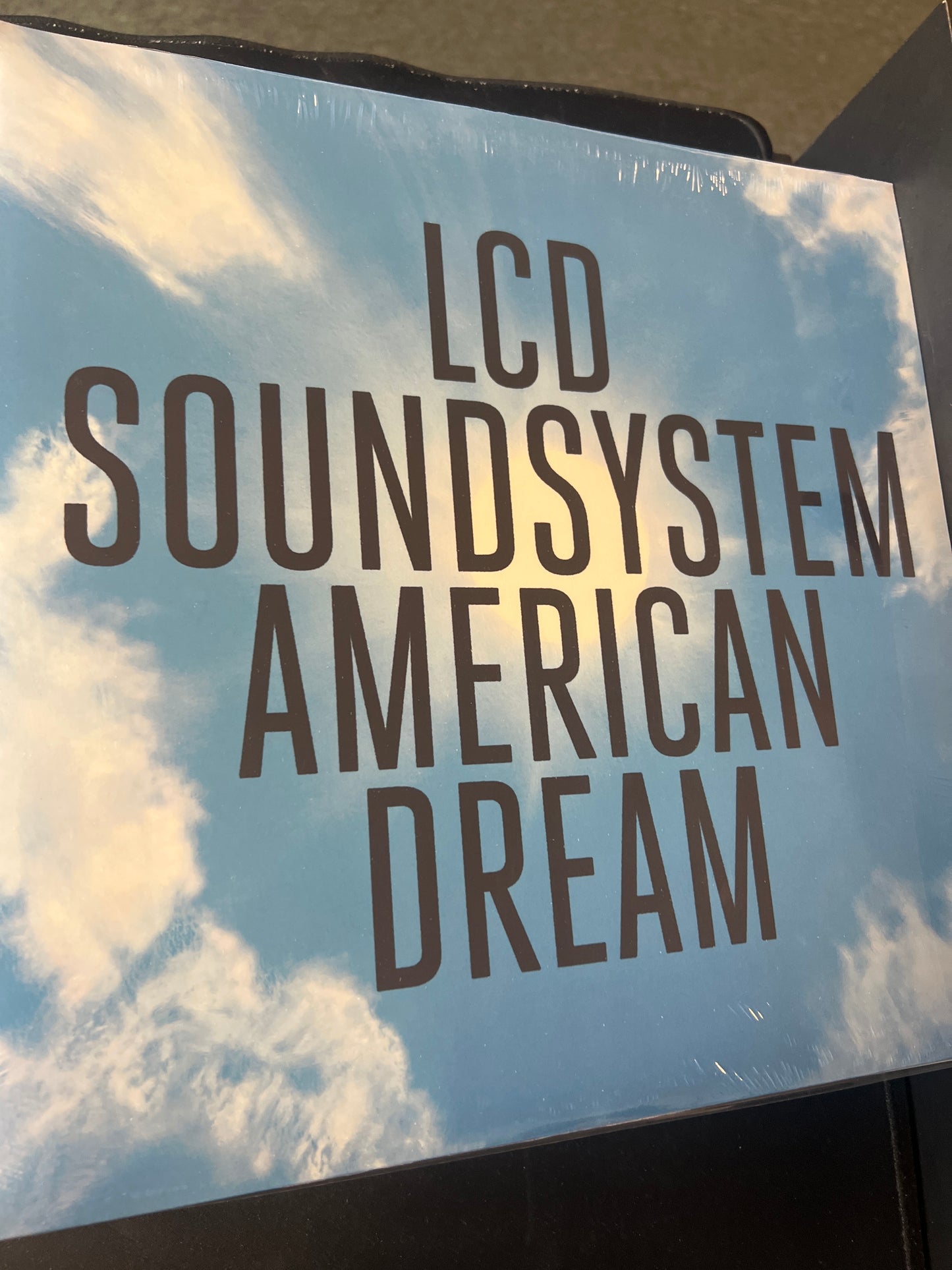 LCD SOUNDSYSTEM - American Dream