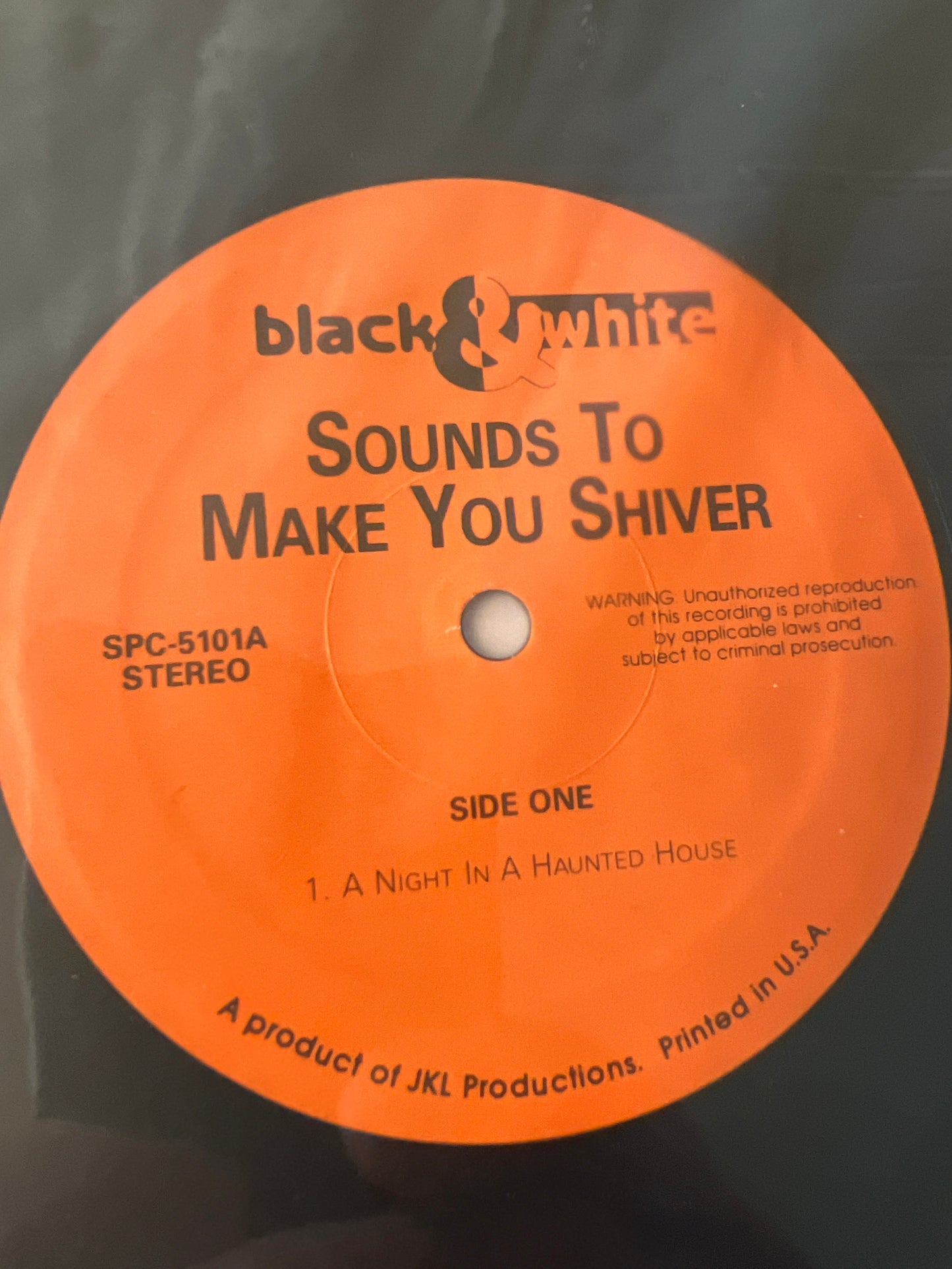 SOUNDS TO MAKE YOU SHIVER - Halloween Sound F/X