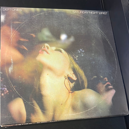 DEFTONES - Saturday Night Wrist