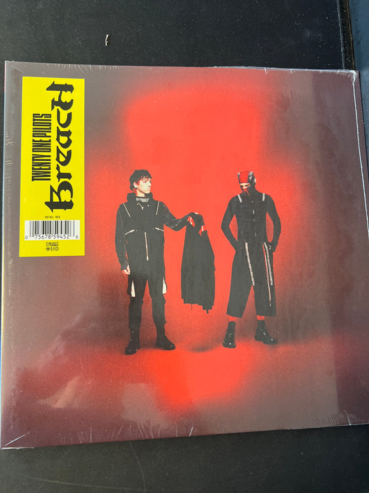 TWENTY ONE PILOTS - breach