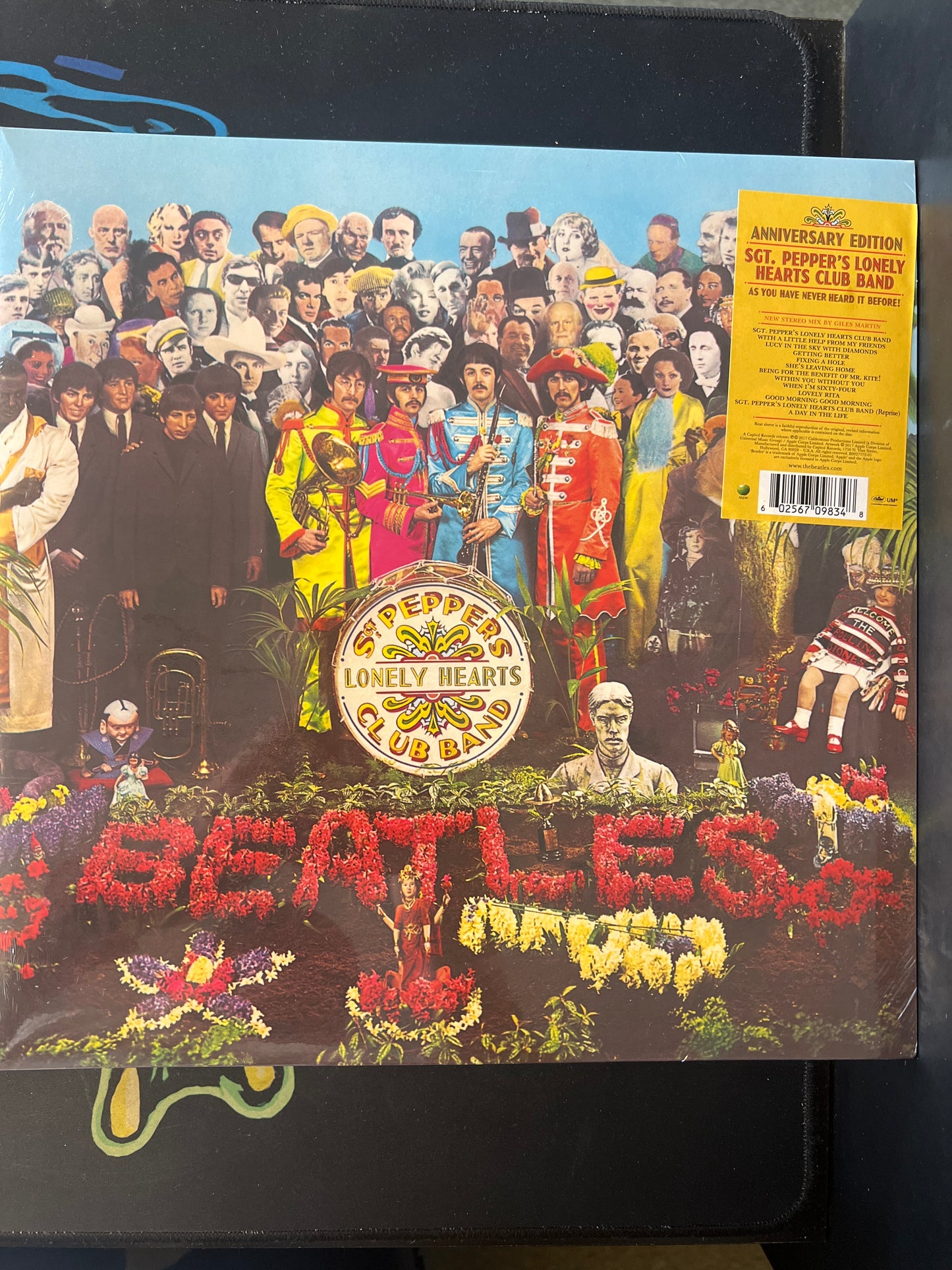 THE BEATLES - Sgt. Peppers Lonely Hearts club band