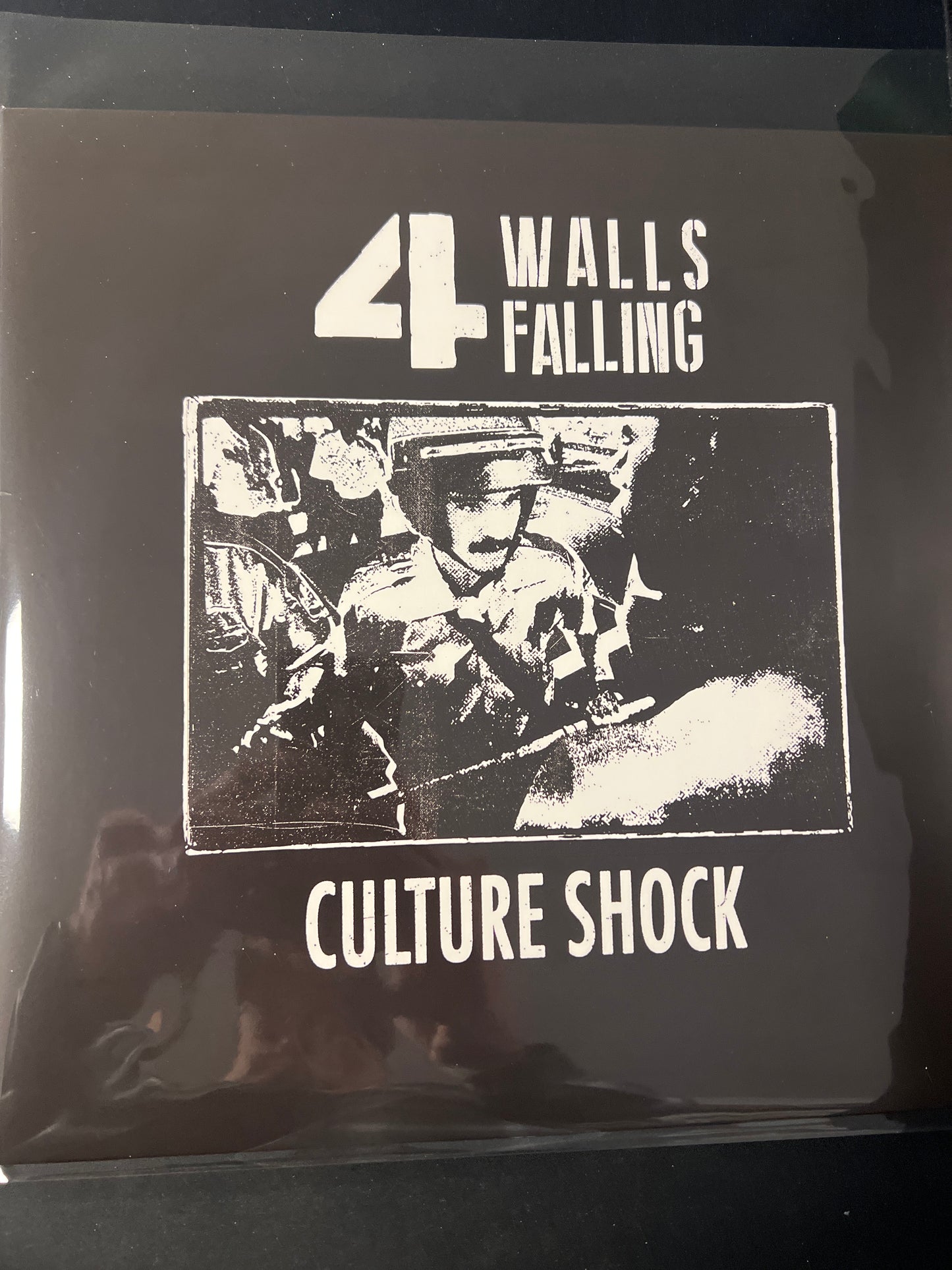4 WALLS FALLING - culture shock