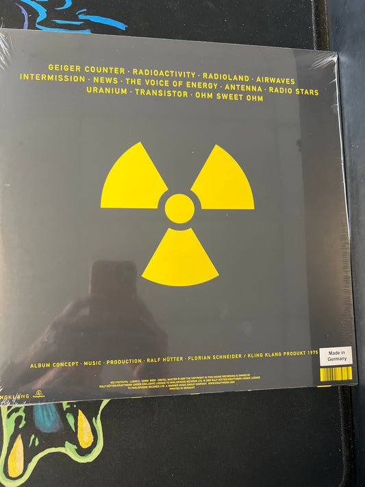 KRAFTWERK - radio-activity