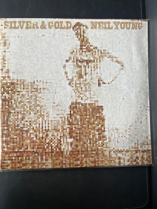 NEIL YOUNG - Silver & Gold