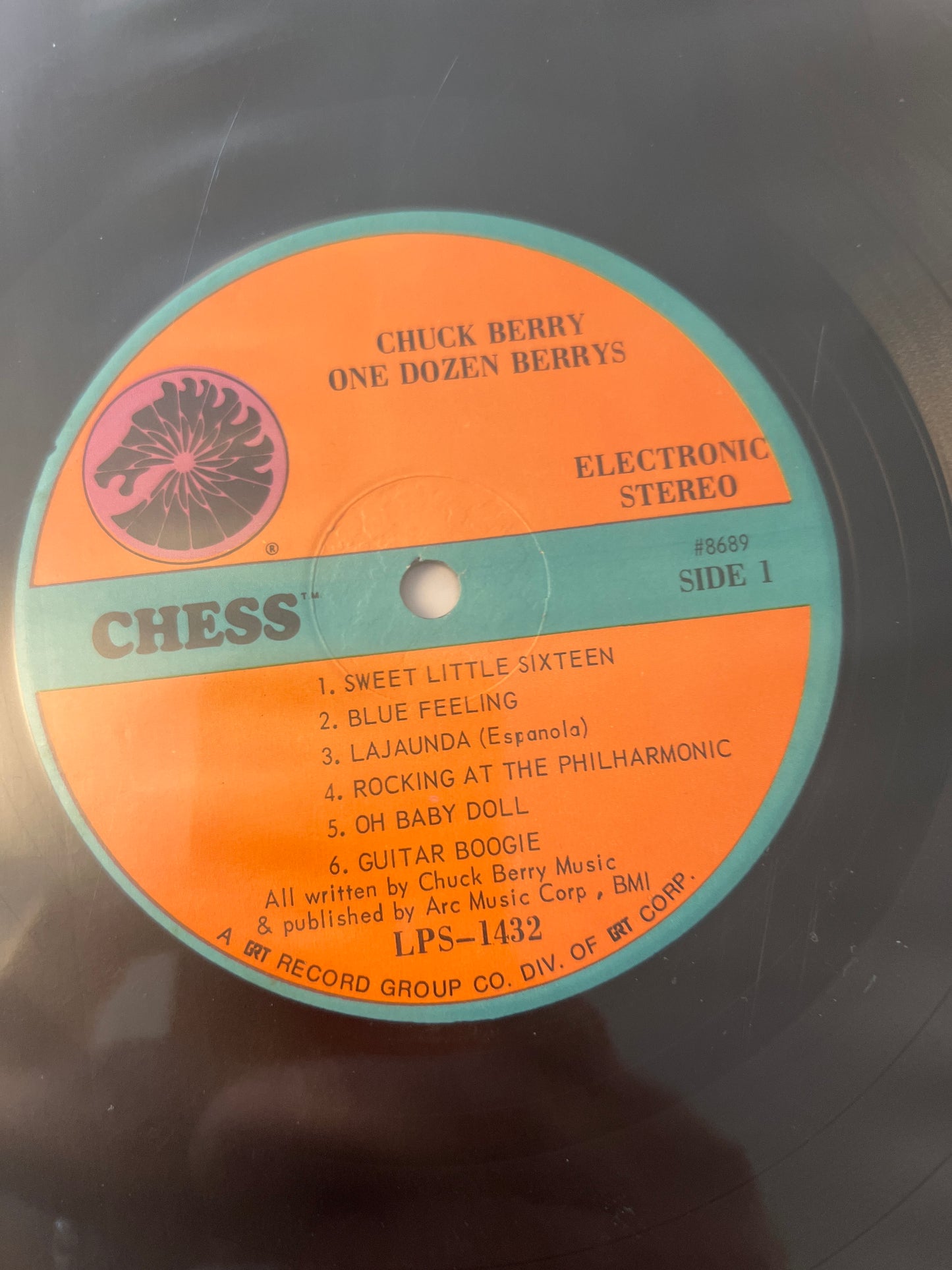 CHUCK BERRY - one dozen berrys