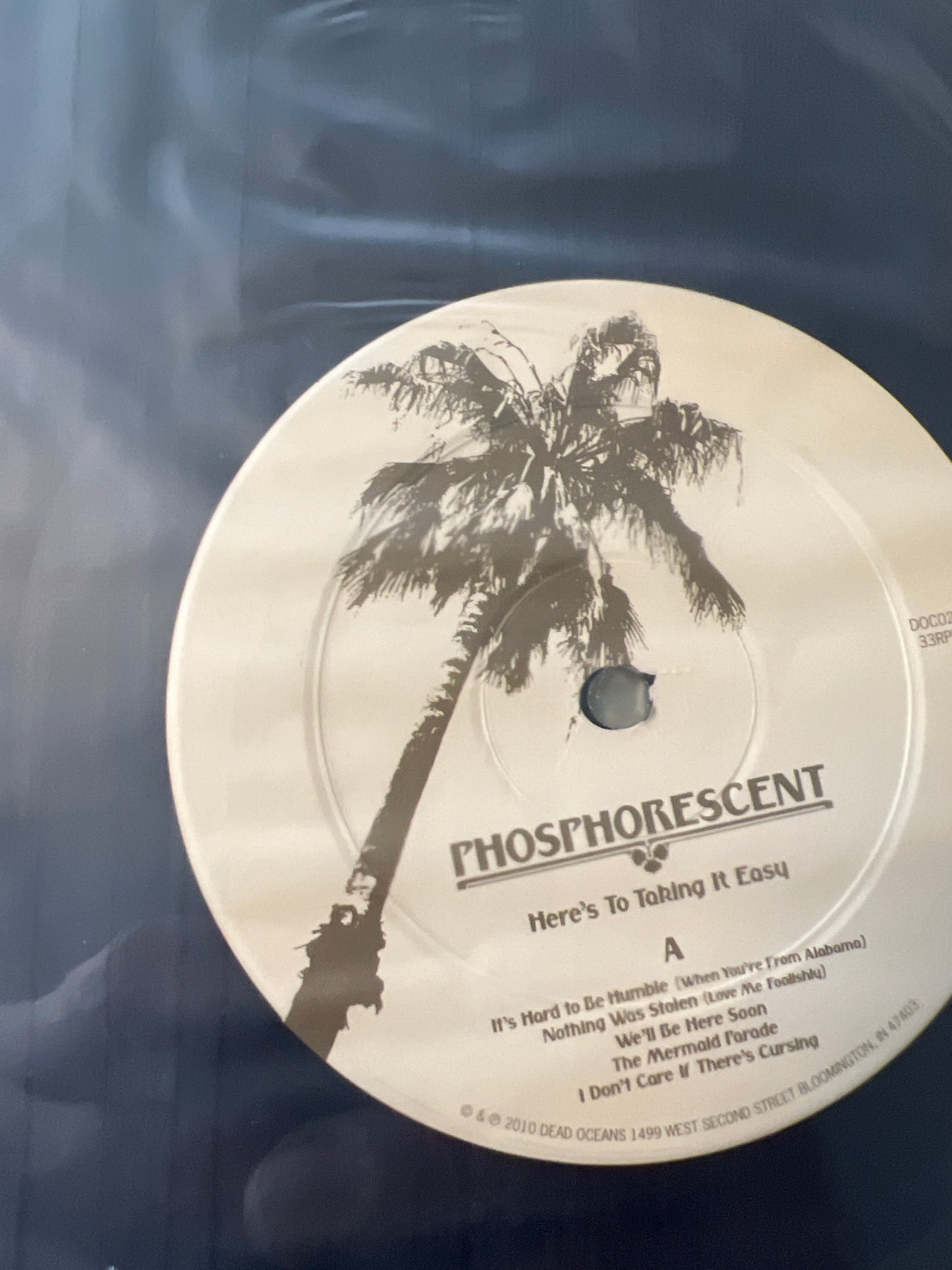 PHOSPHORESCENT - here’s to taking it easy