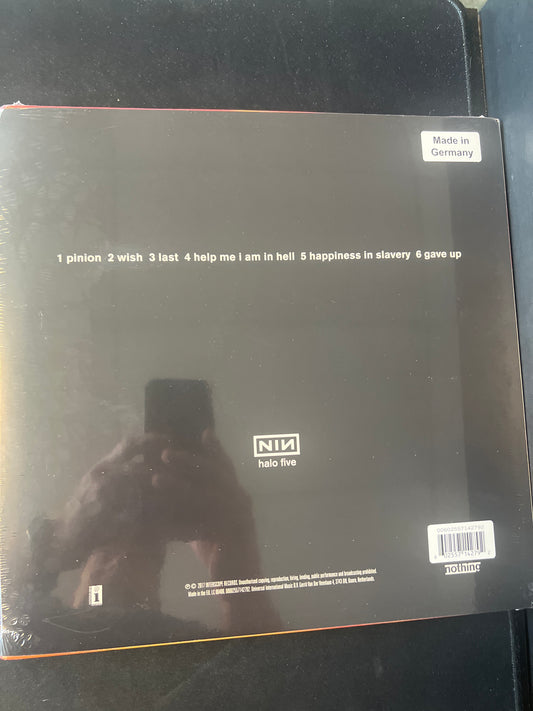 NINE INCH NAILS - broken