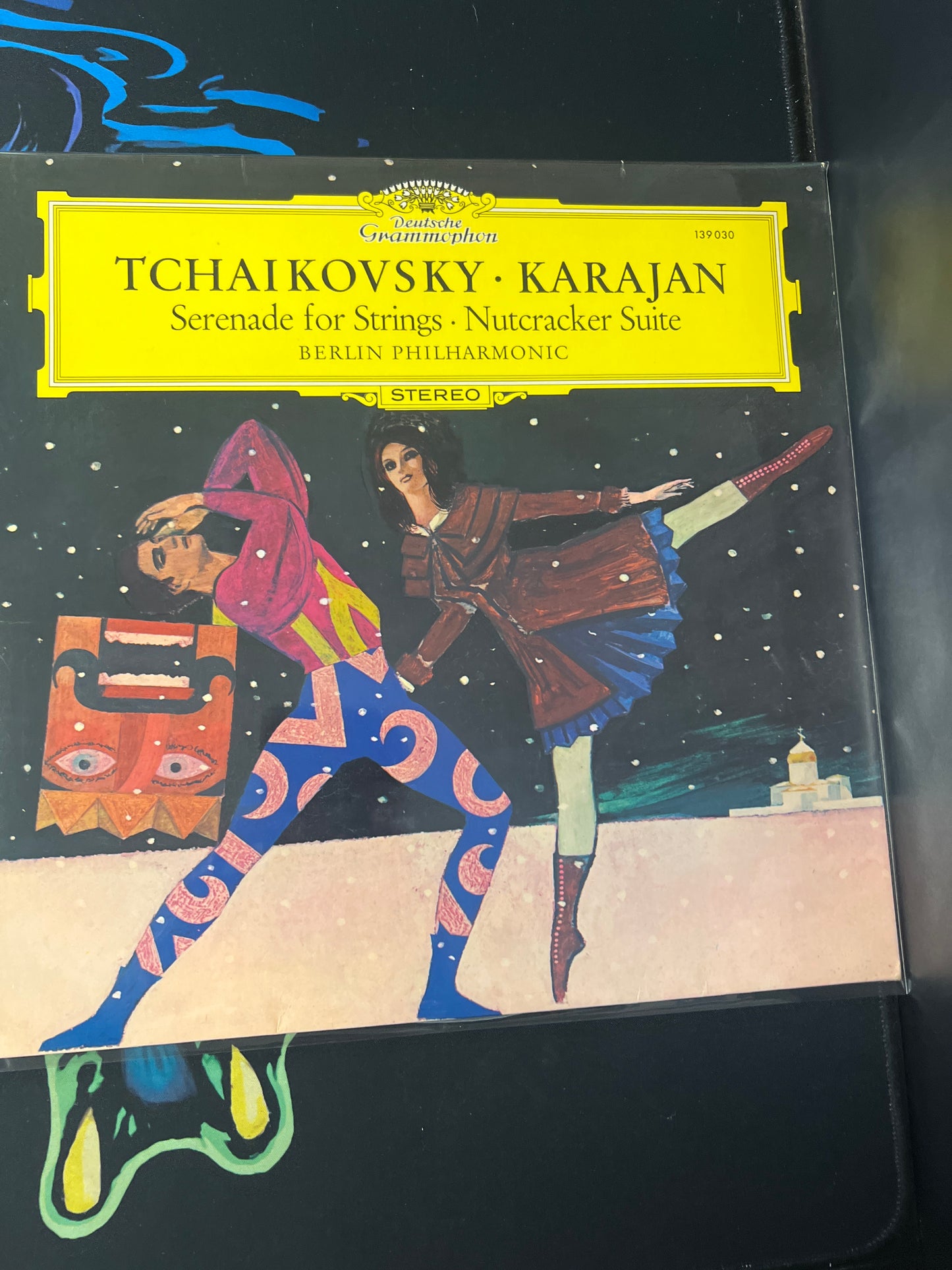 TCHAIKOVSKY • KARAJAN - serenade for strings, Nutcracker suite