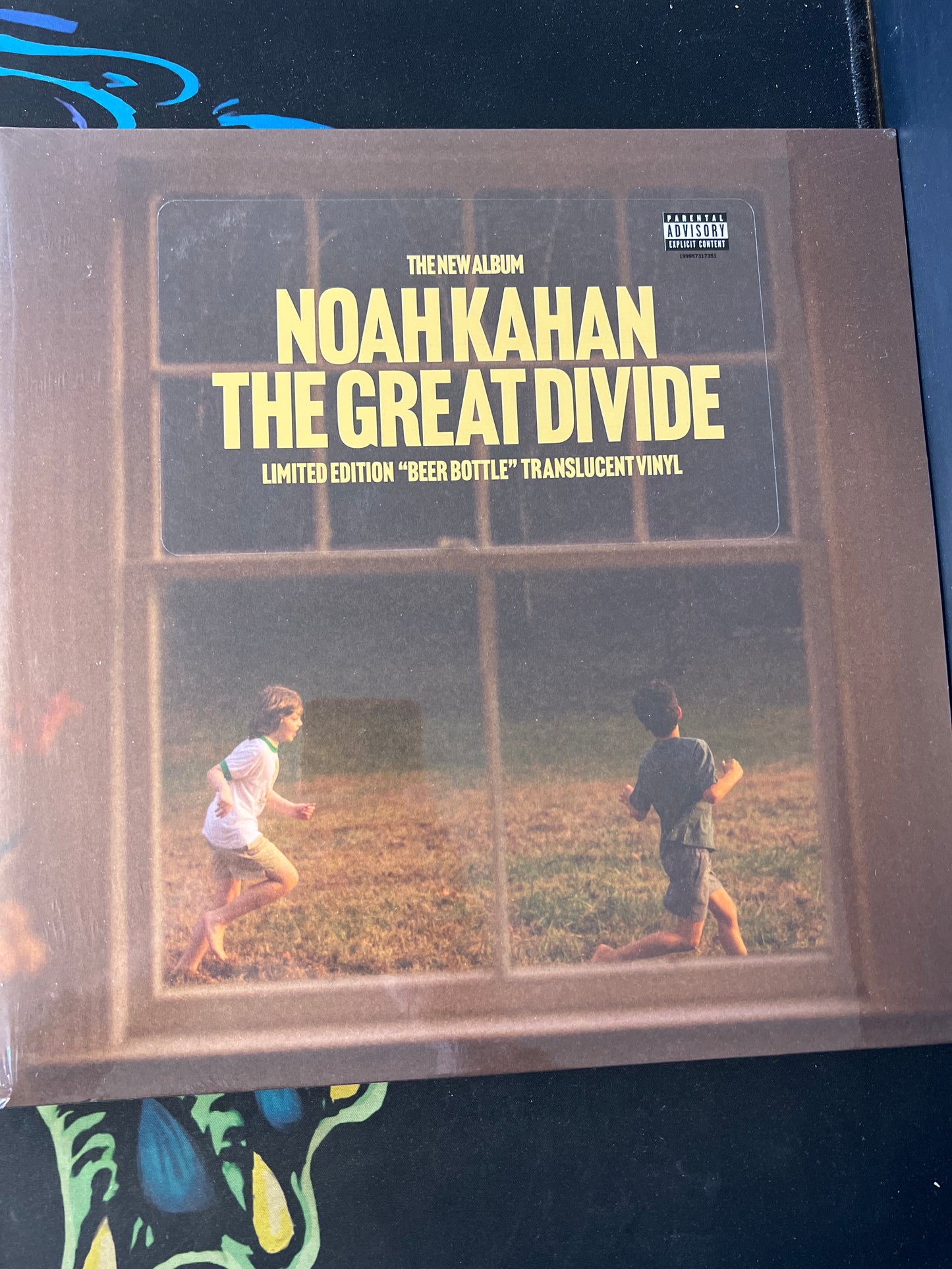 NOAH KAHAN - the great divide