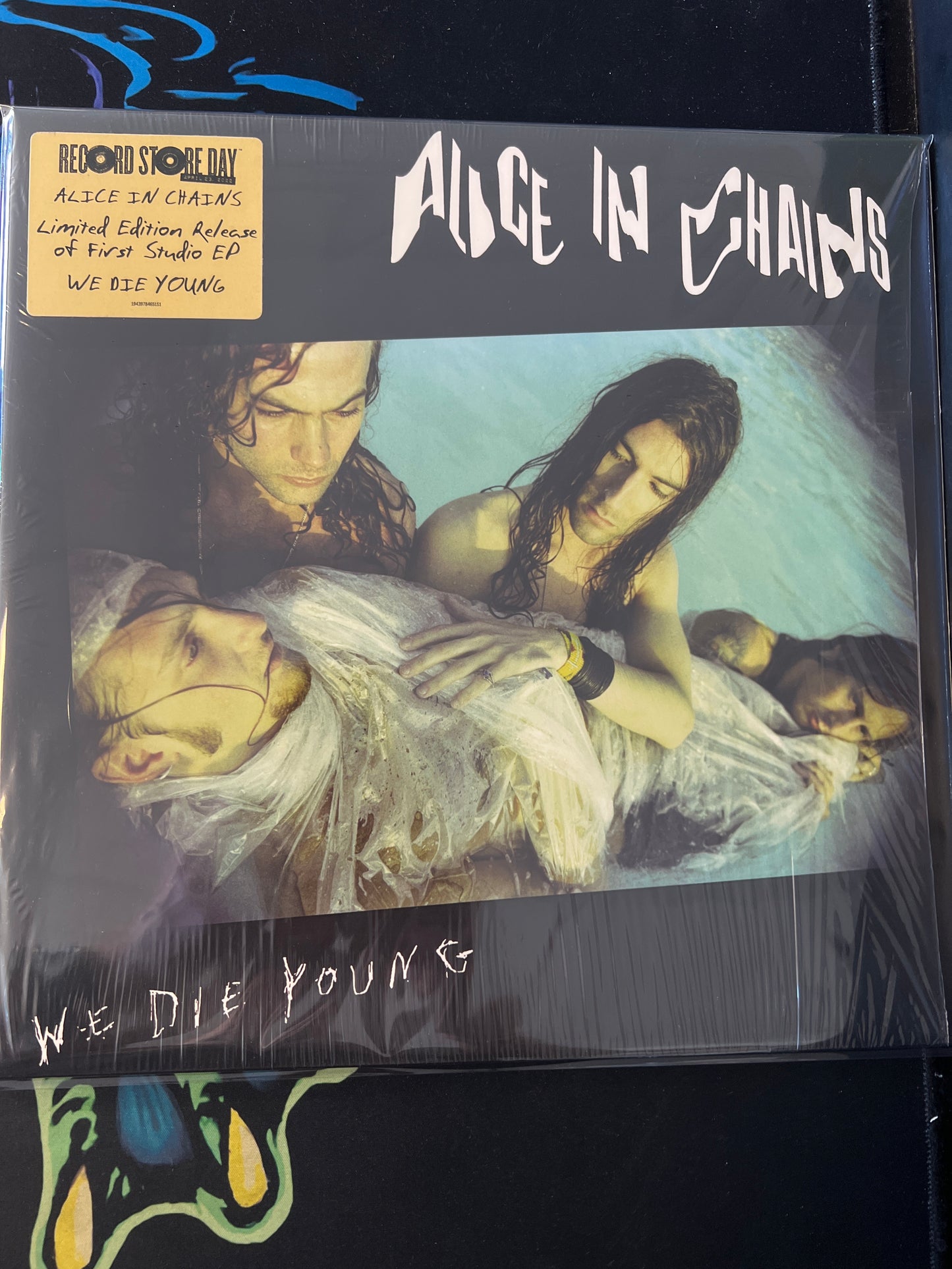 ALICE IN CHAINS - we die young