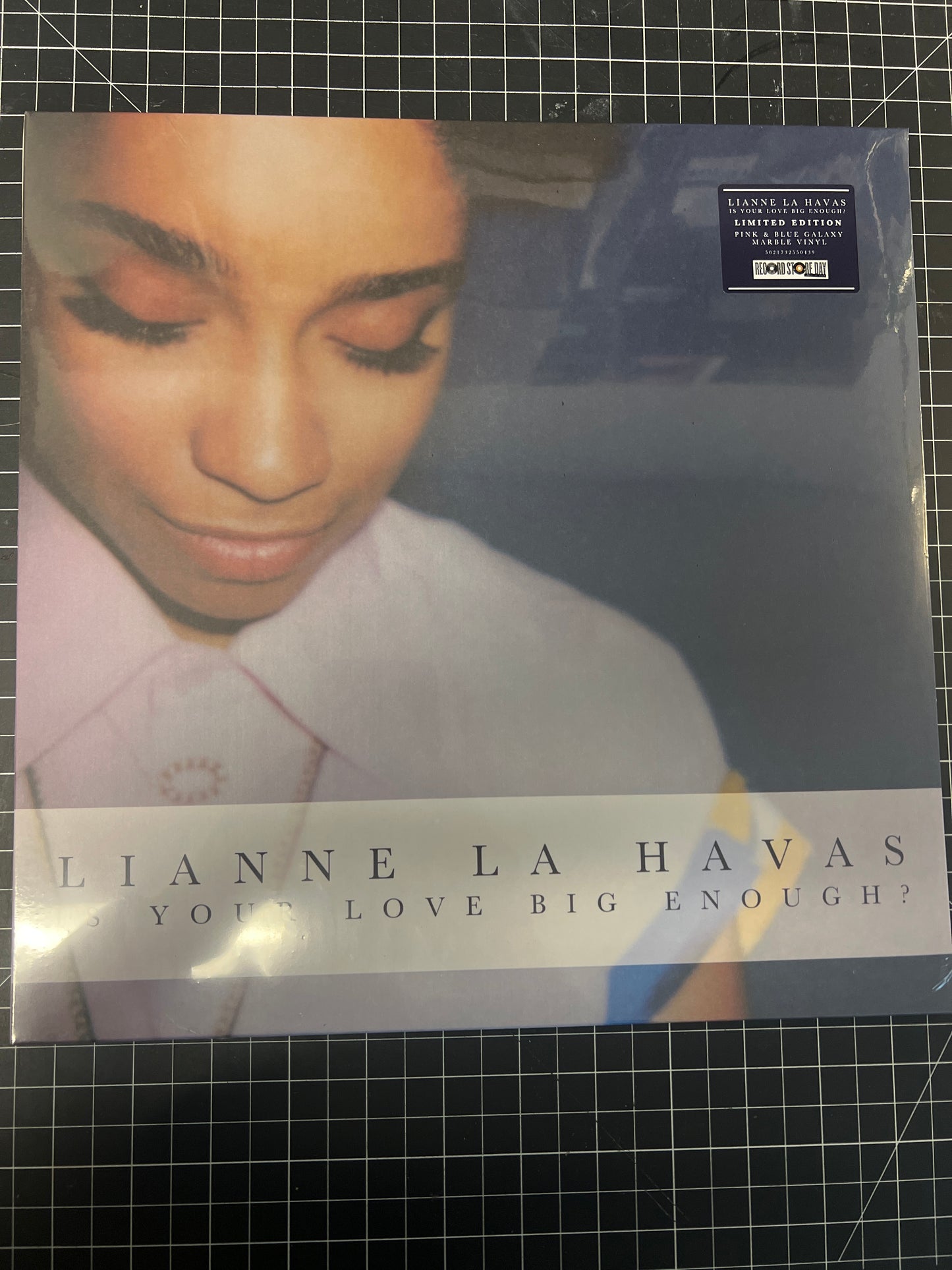 LIANNE LA HAVAS - is your love big enough