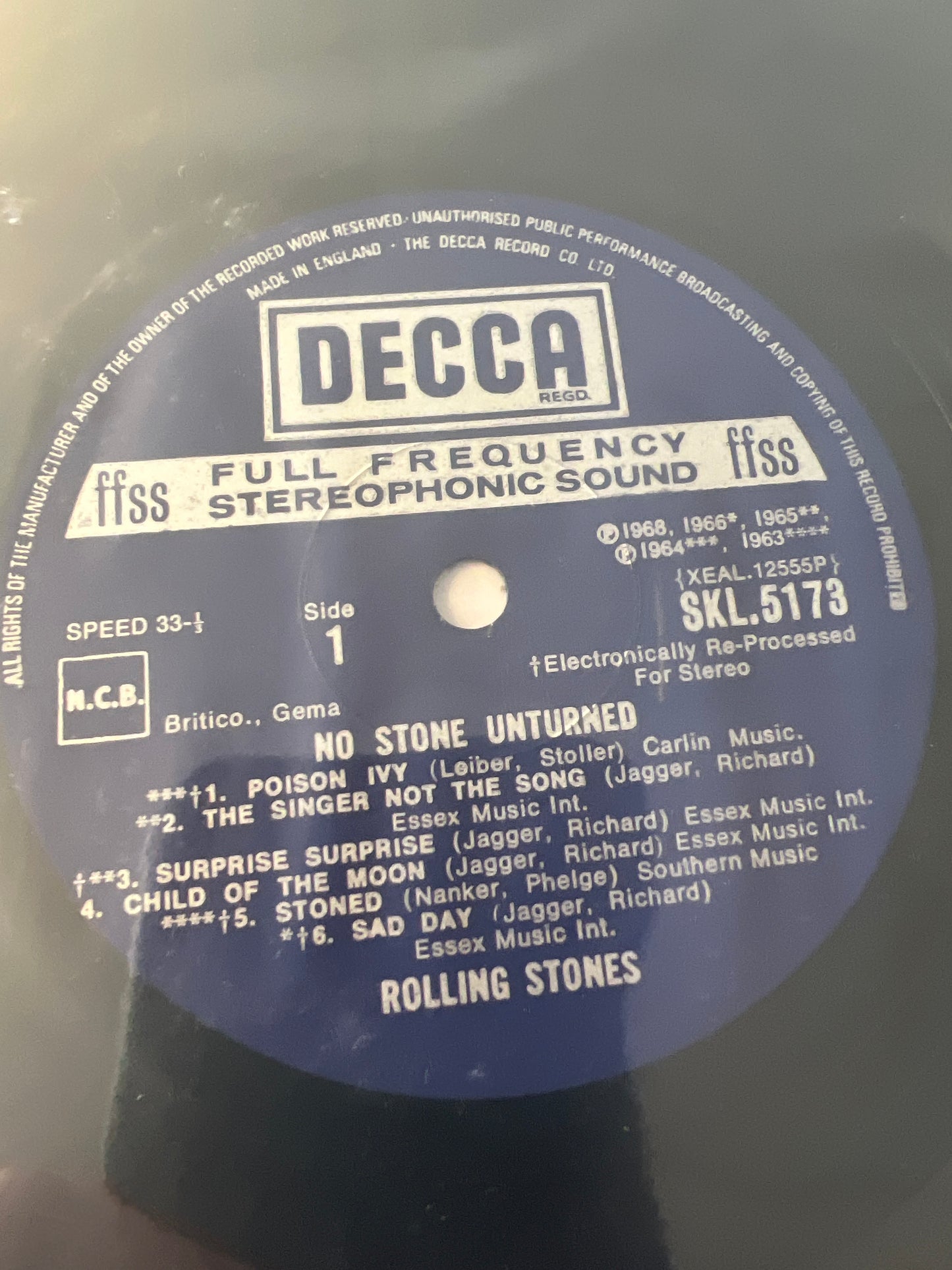 THE ROLLING STONES - no stone unturned