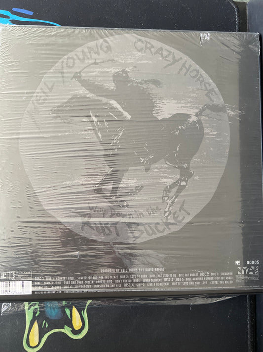 NEIL YOUNG & CRAZY HORSE - way down the rust bucket