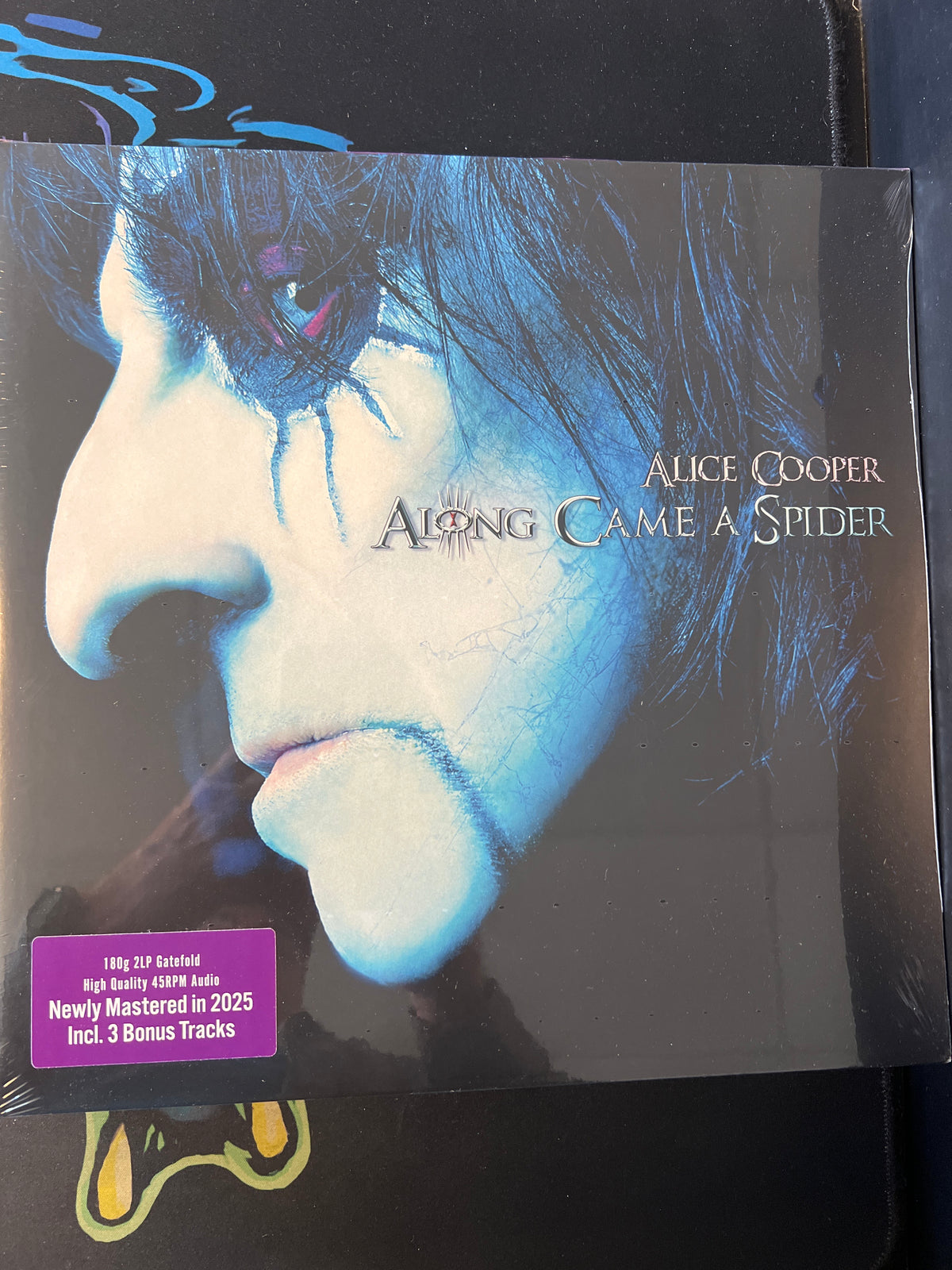 ALICE COOPER - along came a spider
