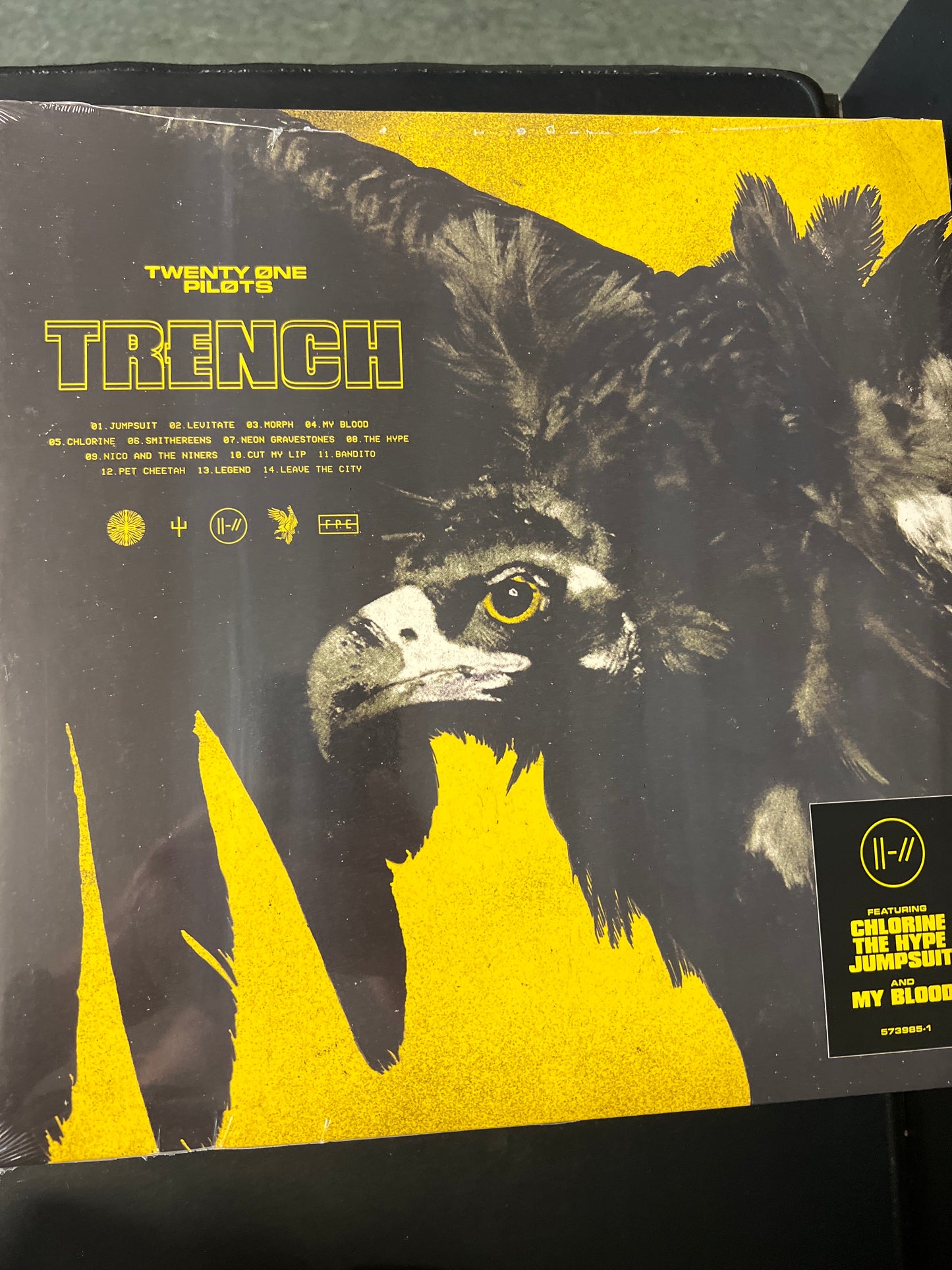 TWENTY ONE PILOTS - trench