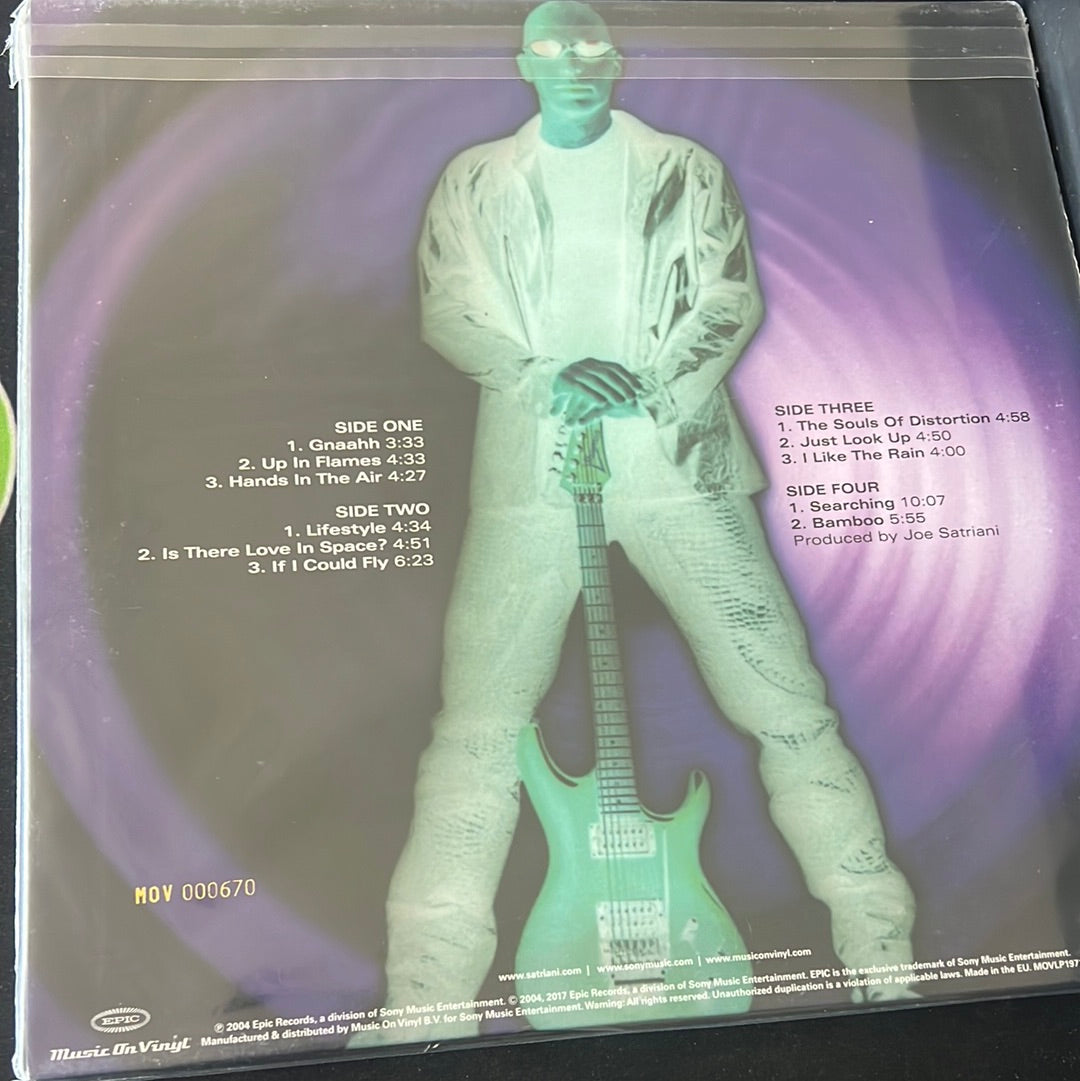 JOE SATRIANI - is there live in space?