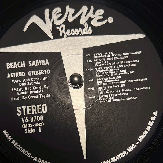 ASTRUD GILBERTO - Beach Samba