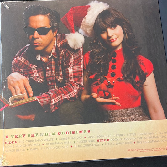 SHE & HIM - a very Christmas