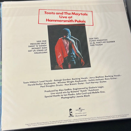 TOOTS AND THE MAYTALS - live