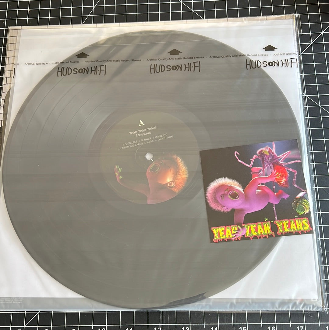 YEAH YEAH YEAHS “mosquito”