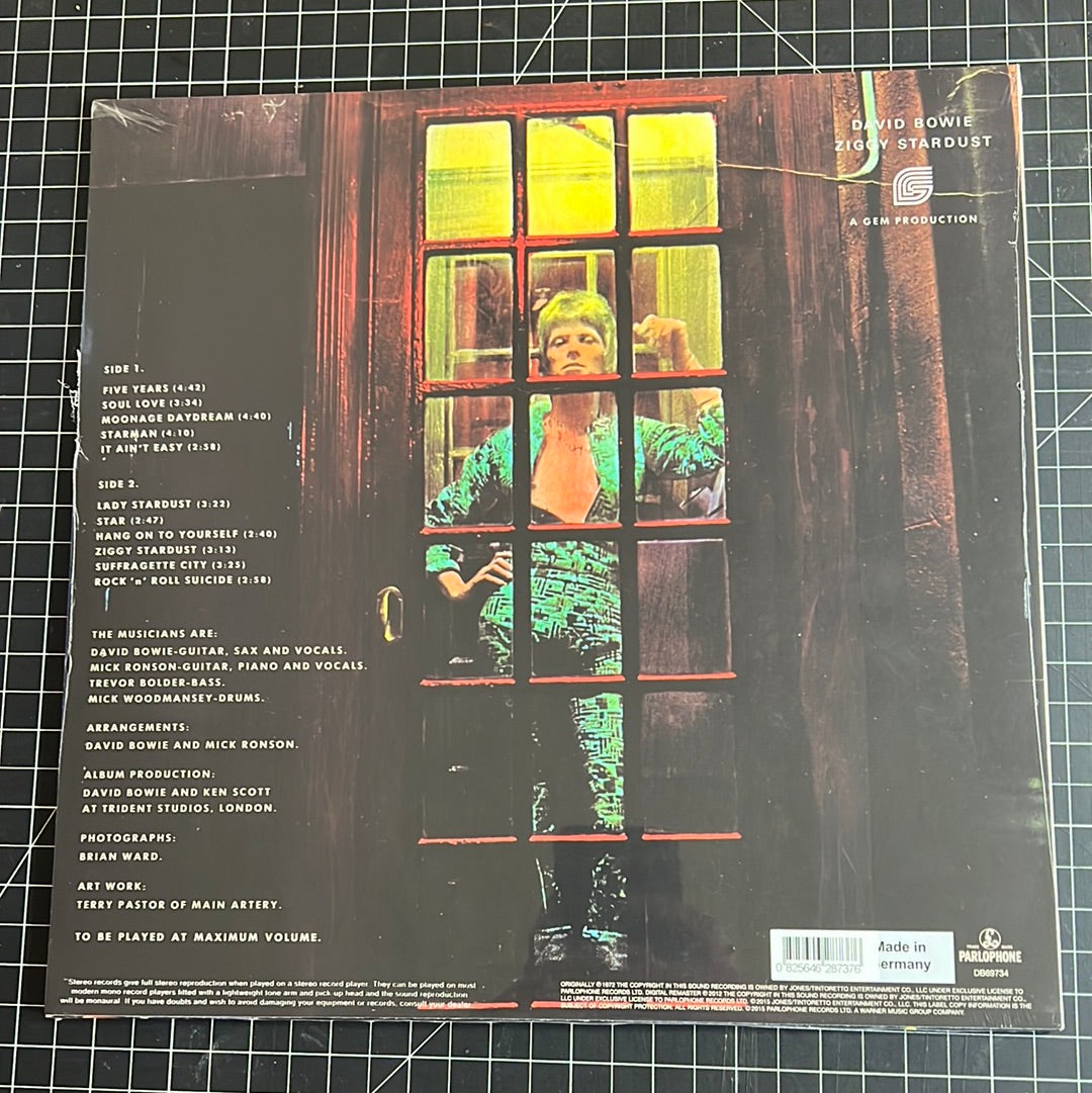 DAVID BOWIE “the rise and fall of Ziggy Stardust and the spiders from mars”