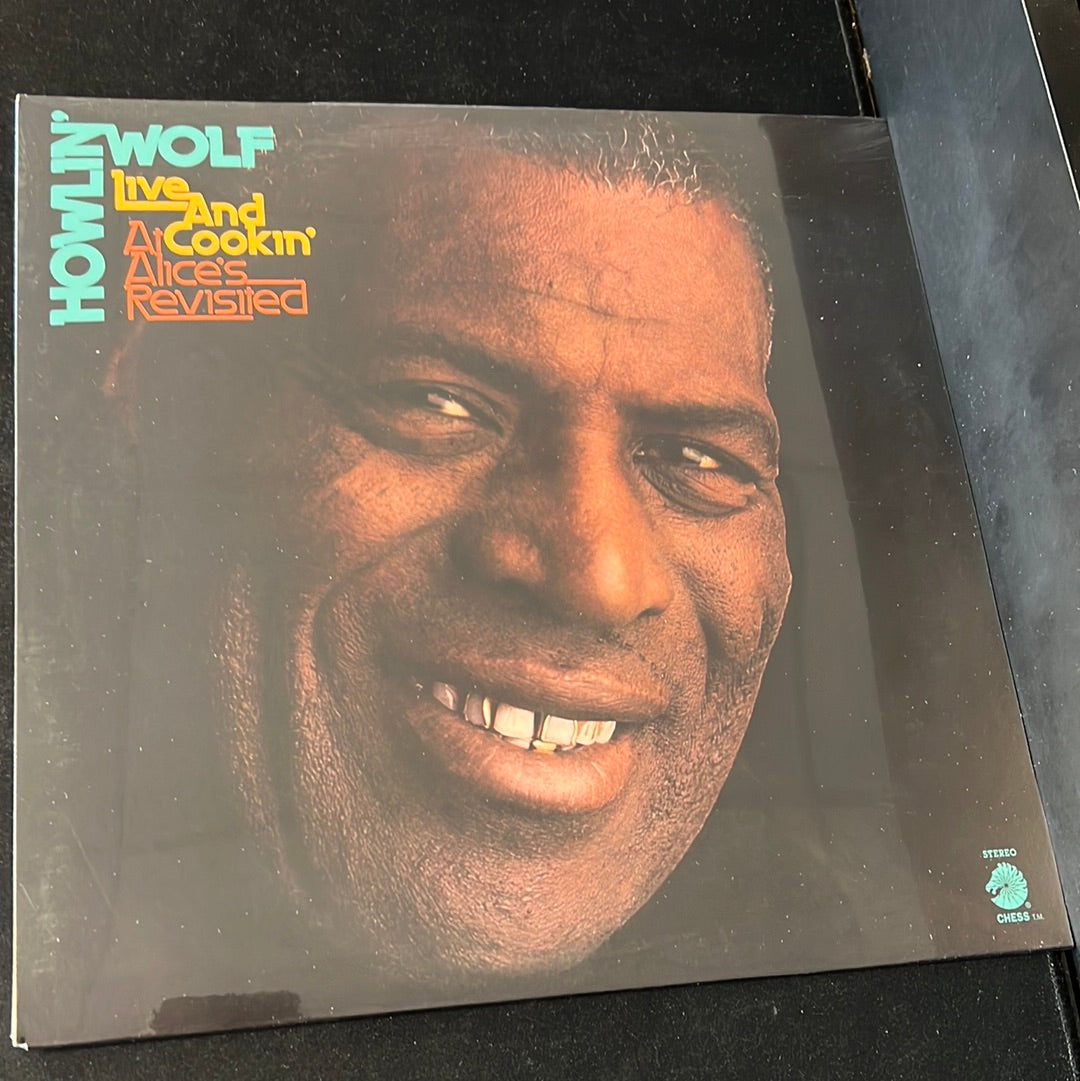HOWLIN WOLF - live and cooking