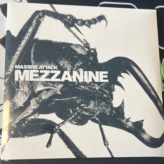 MASSIVE ATTACK - mezzanine