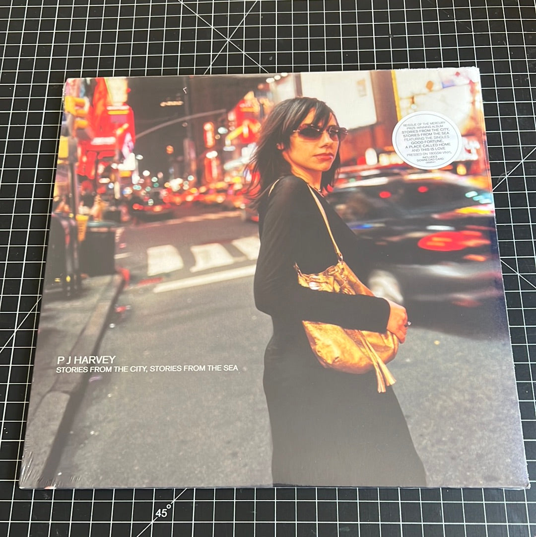 PJ HARVEY - stories from the city, stories from the sea