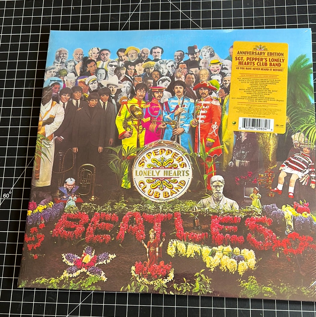 THE BEATLES “Sgt. pepper’s lonely hearts club band”