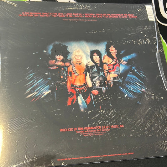 MOTLEY CRUE - shout at the devil