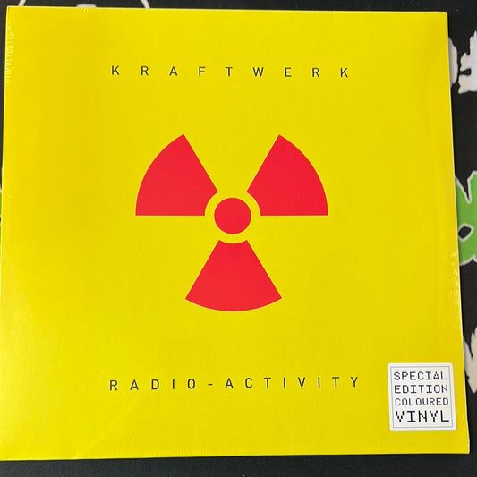 KRAFTWERK - Radio-Activity