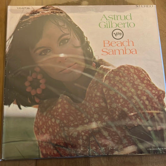 ASTRUD GILBERTO - Beach Samba