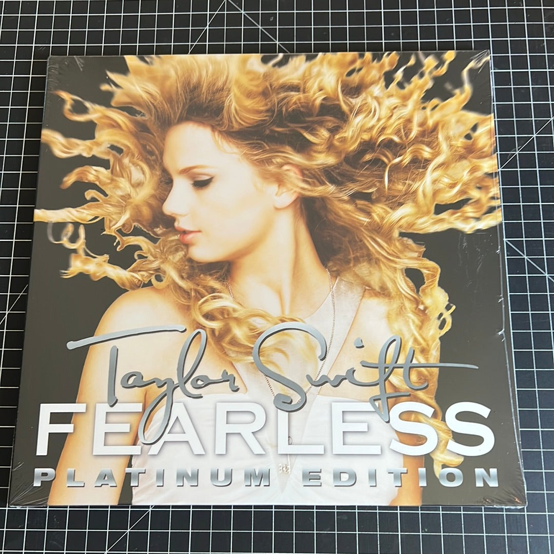 TAYLOR SWIFT “fearless”