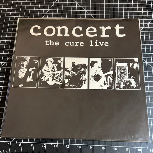 THE CURE “concert”